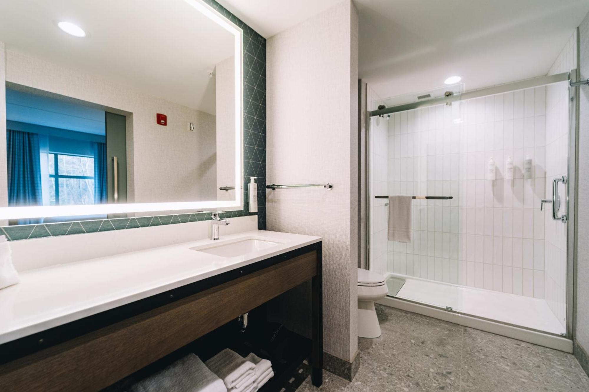 Embassy Suites By Hilton Gatlinburg Resort Экстерьер фото