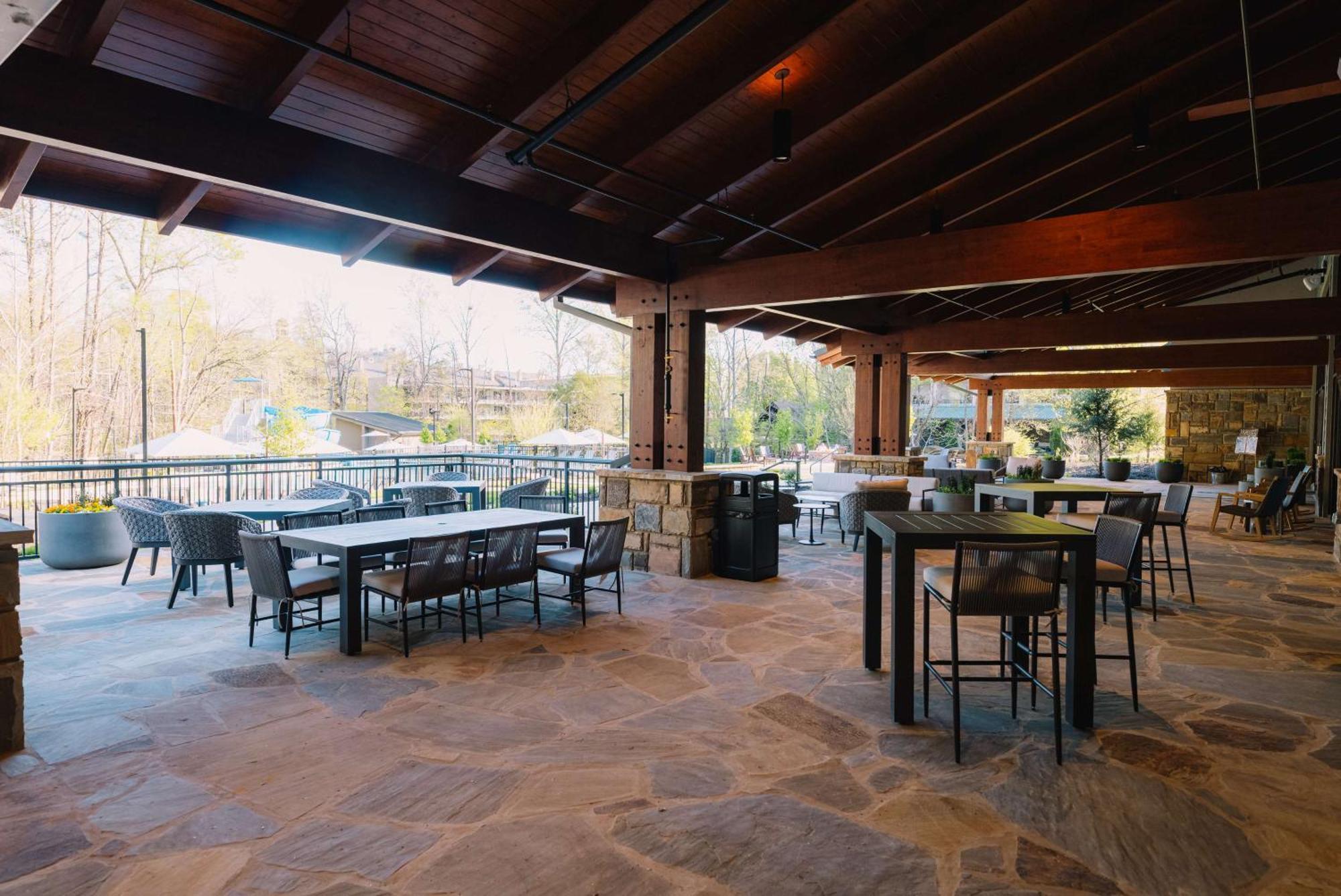 Embassy Suites By Hilton Gatlinburg Resort Экстерьер фото