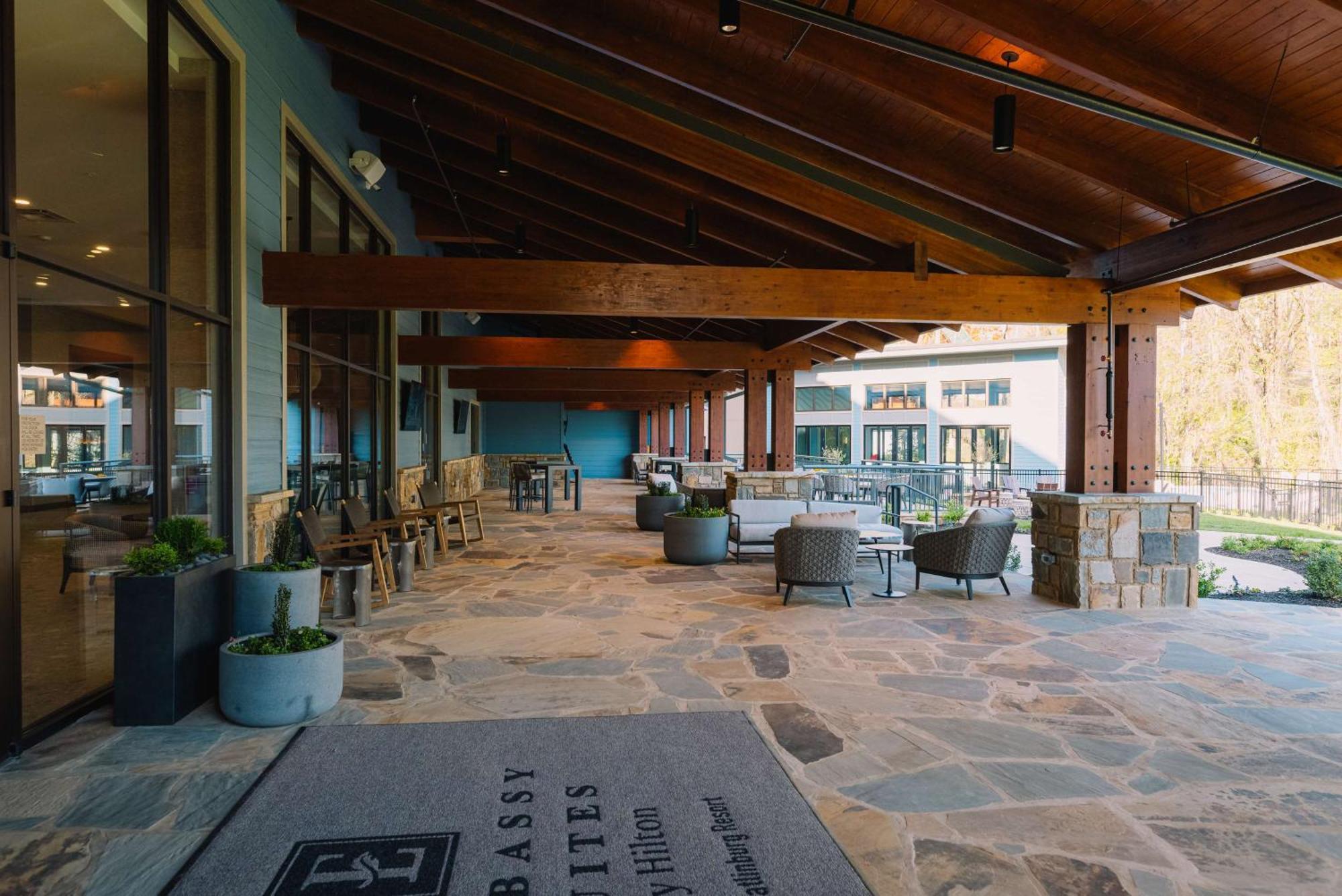 Embassy Suites By Hilton Gatlinburg Resort Экстерьер фото